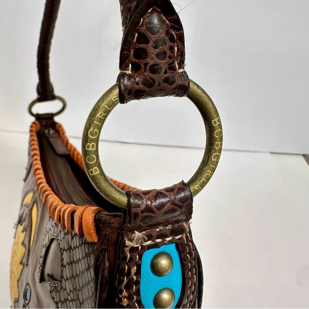 Vintage Boho BCBG Girl Leather Handbag, Shoulder Bag, Purse - Picture 4 of 9